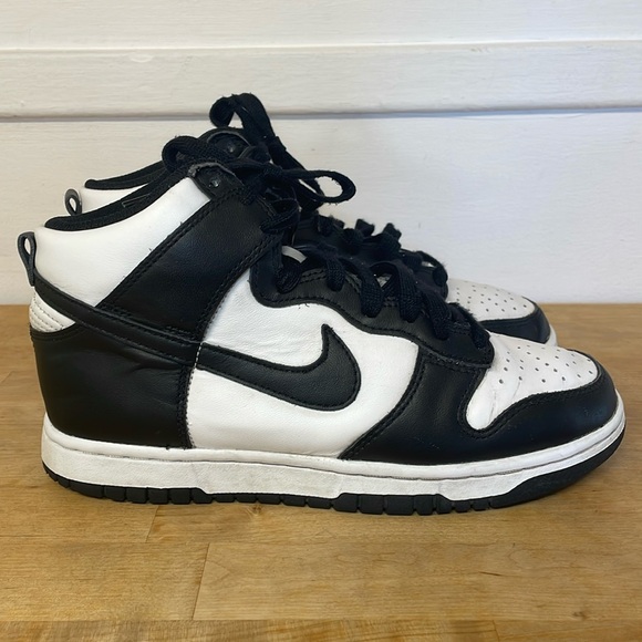 Nike Dunk High Panda Black and White High-Top Sneakers women’s size 6.5 - Picture 1 of 16